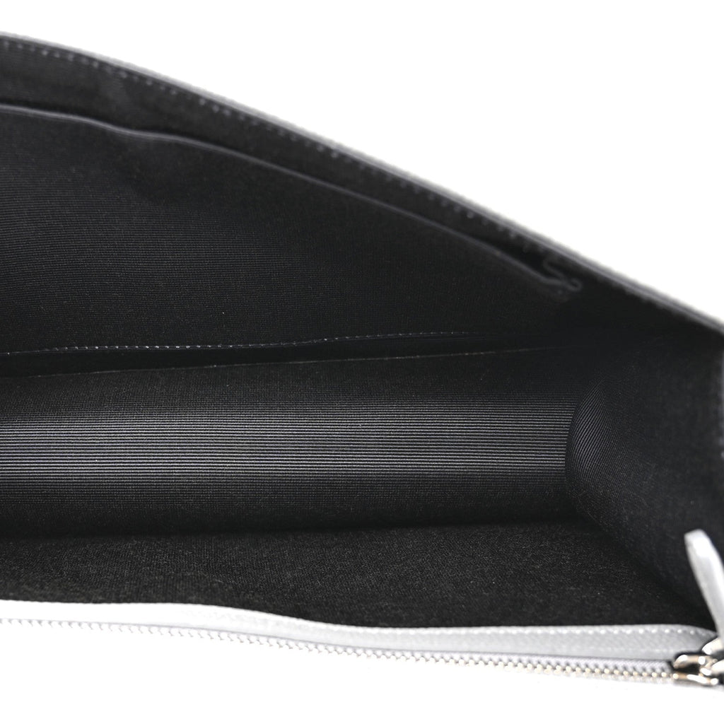 Grained Calfskin Medium Diorama Flap Bag Gris