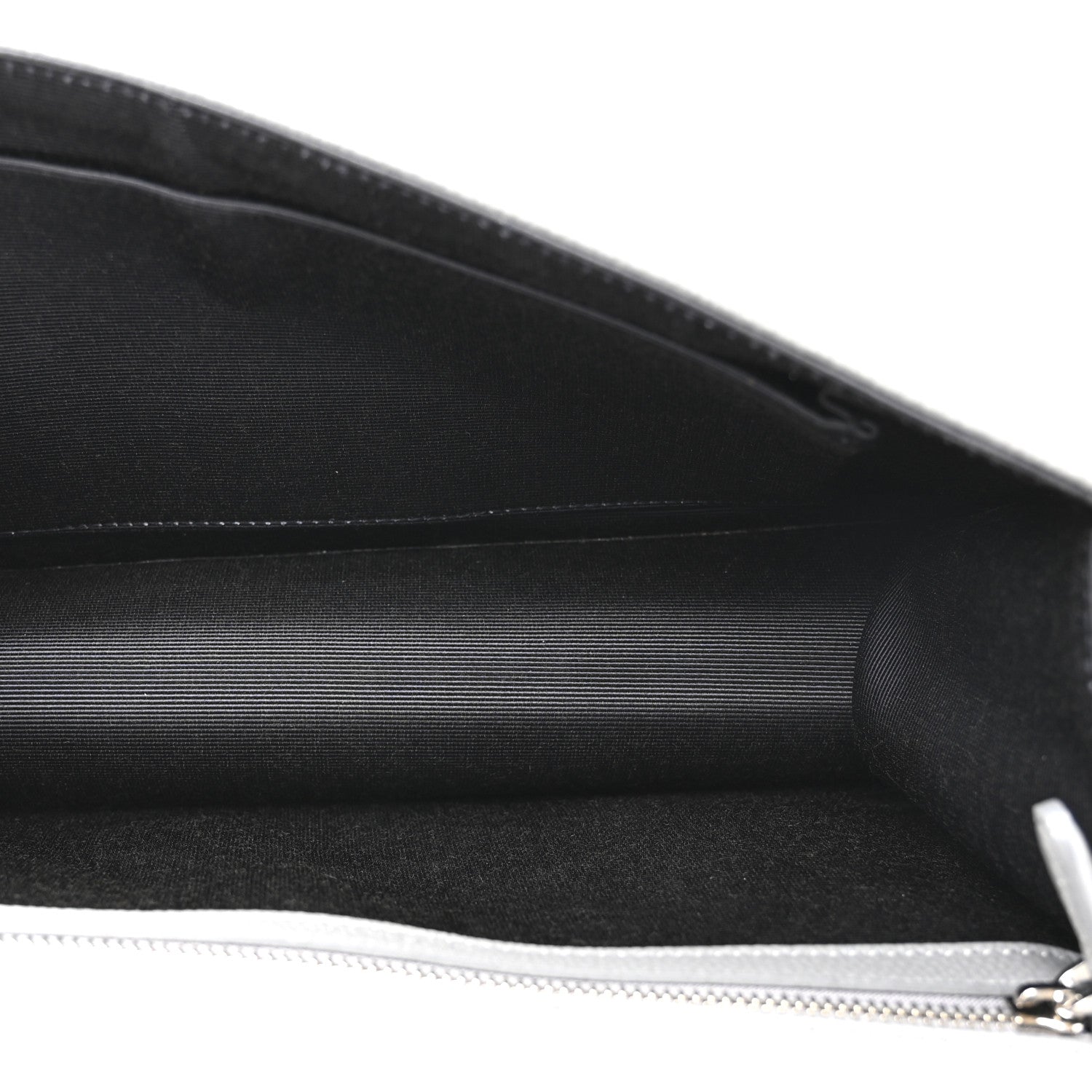 Grained Calfskin Medium Diorama Flap Bag Gris
