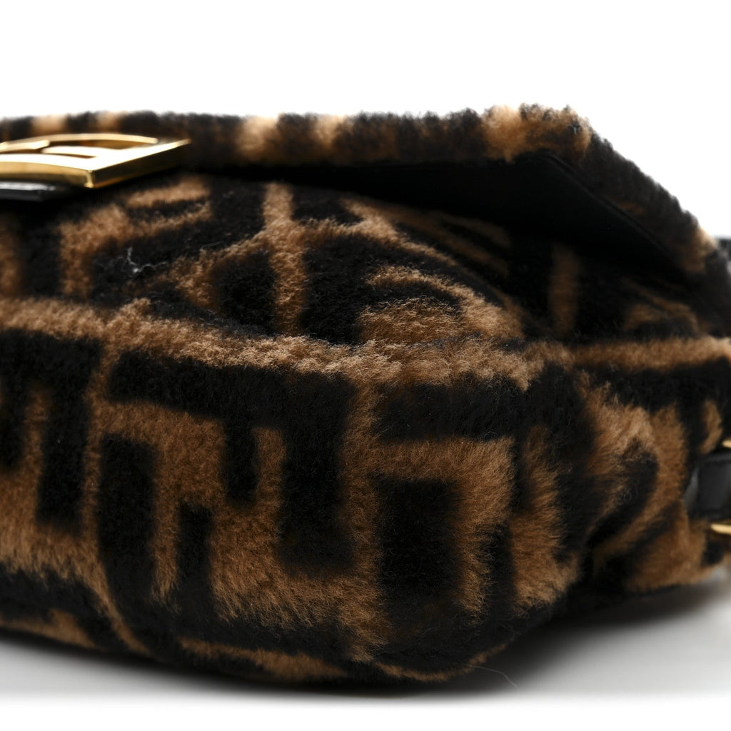 Shearling Vitello Dolce Macro FF 1974 Baguette Tobacco Black