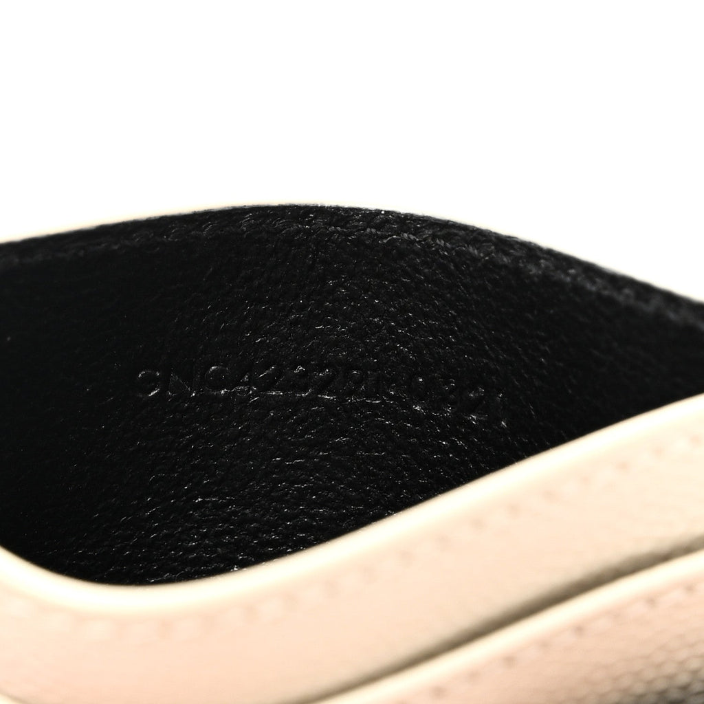 Grain De Poudre Matelasse Chevron Monogram Credit  Case Crema Soft
