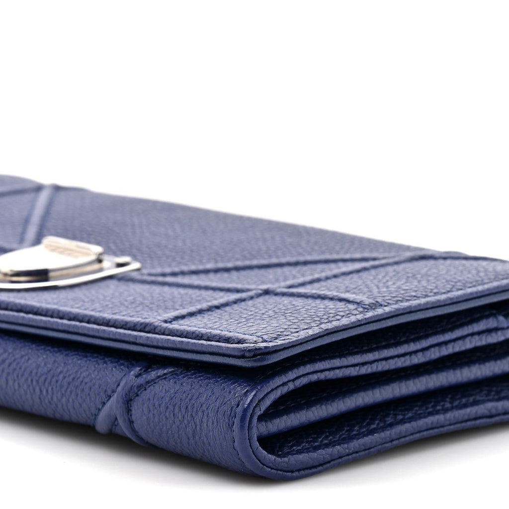 Grained Calfskin Diorama Wallet On Chain Blue