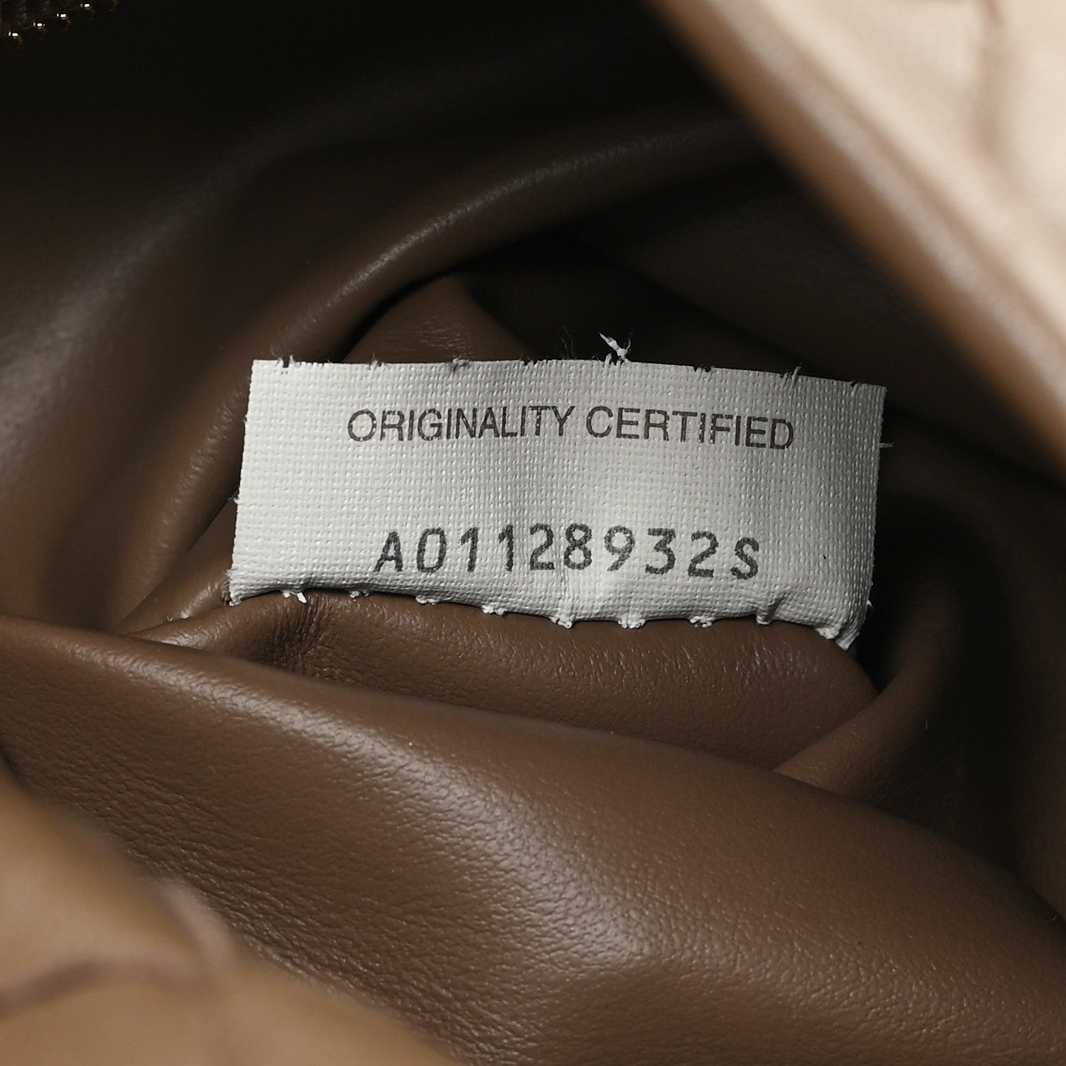 Calfskin Intrecciato Small Hop Pinecone