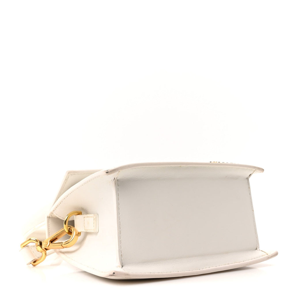 Smooth Calfskin Le Chiquito Moyen White
