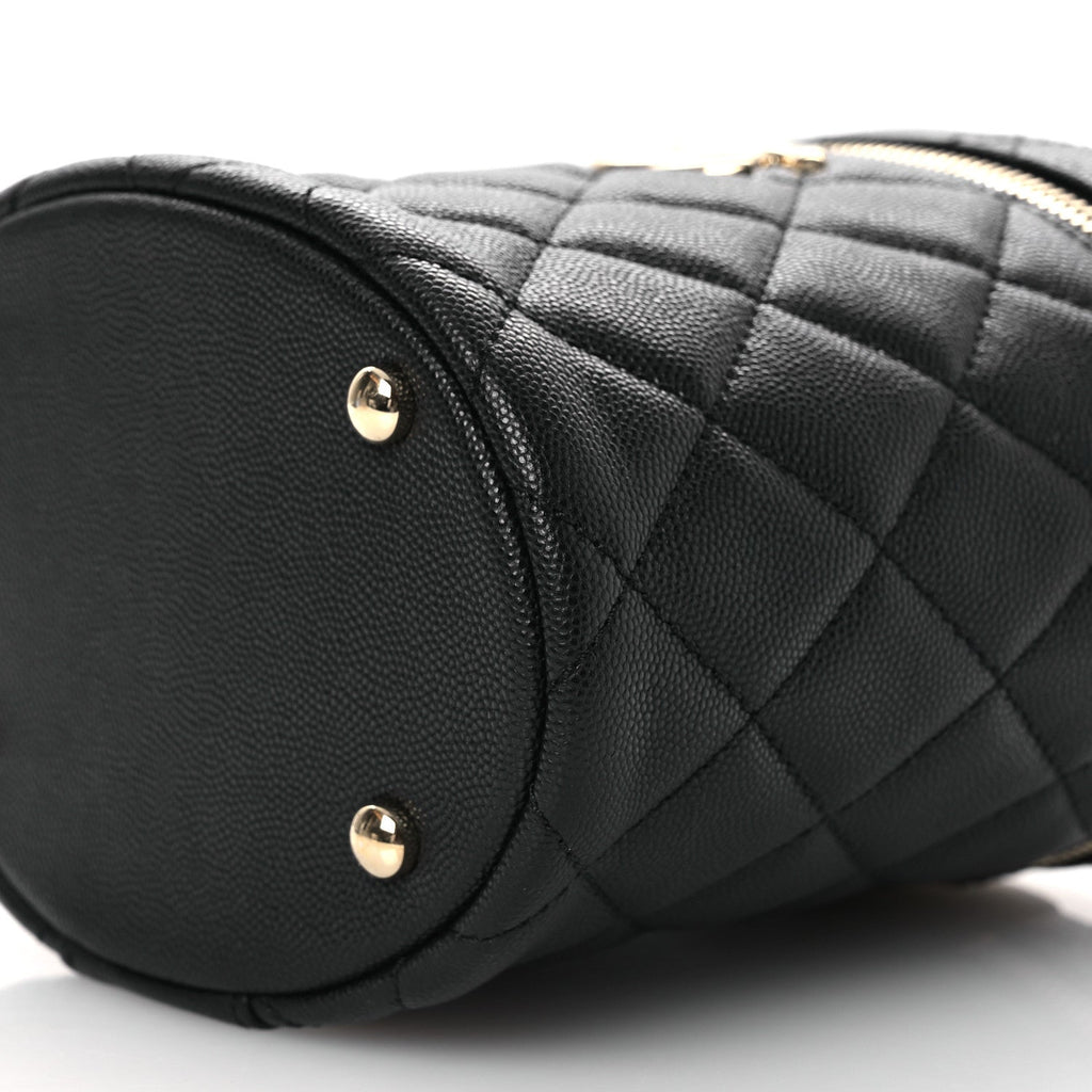 Caviar Quilted Top Handle Vanity Case Black