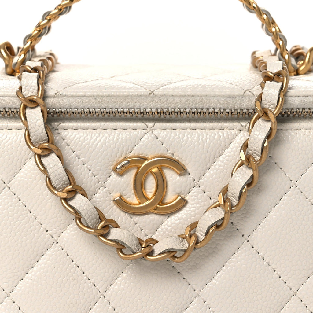 Shiny Caviar Quilted Pick Me Up Vanity Case White