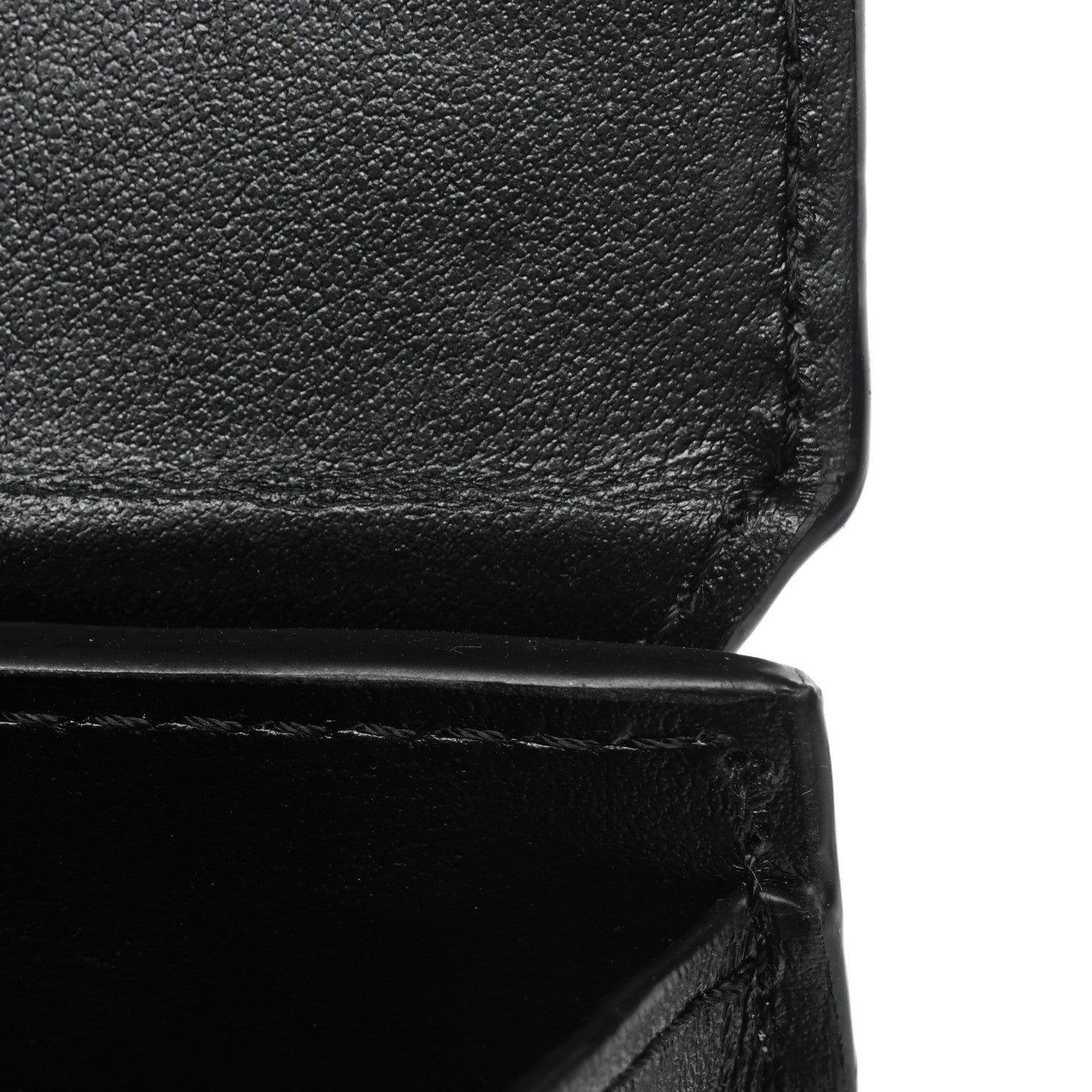 Smooth Calfskin Le Chiquito Noeud Black
