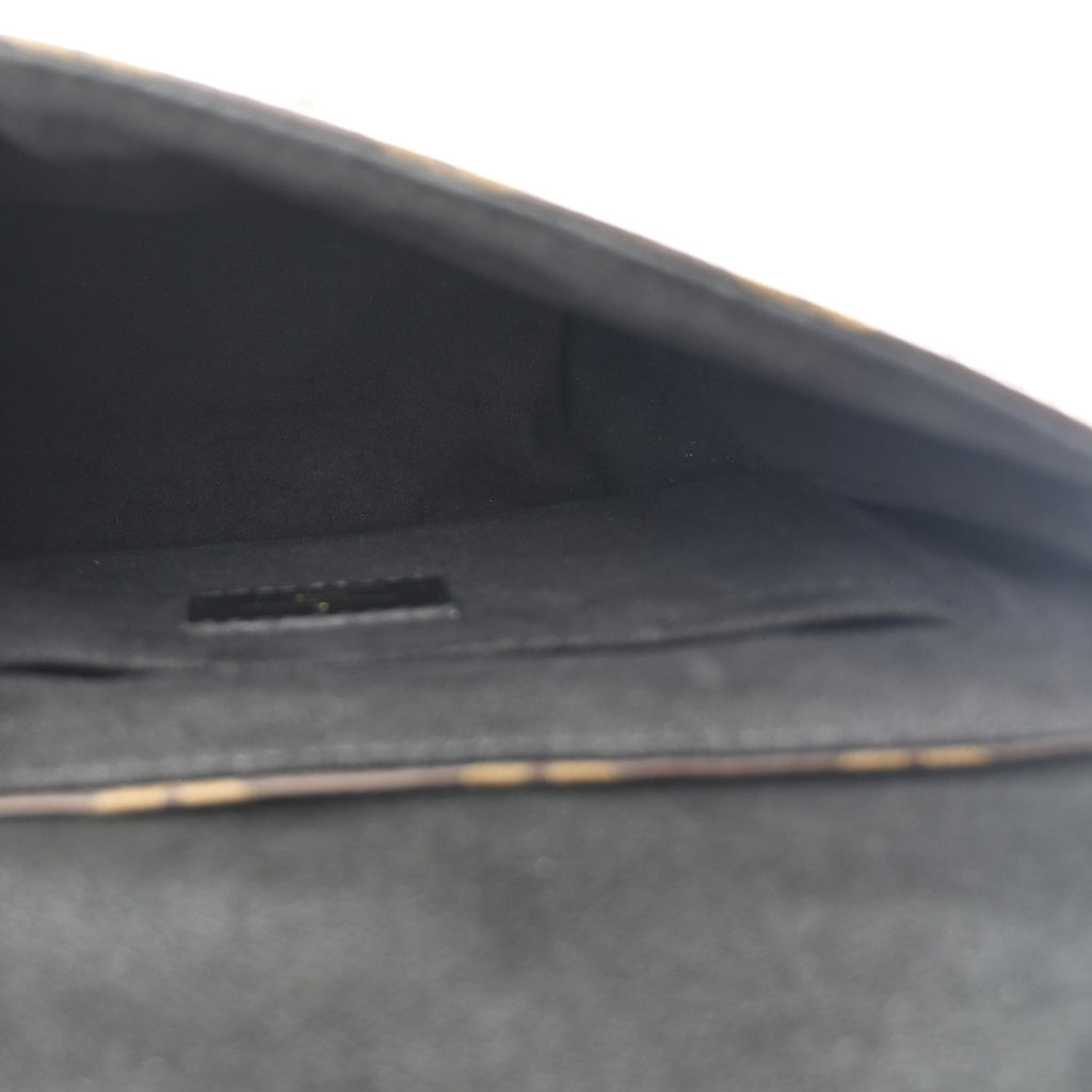 Monogram Locky BB Black