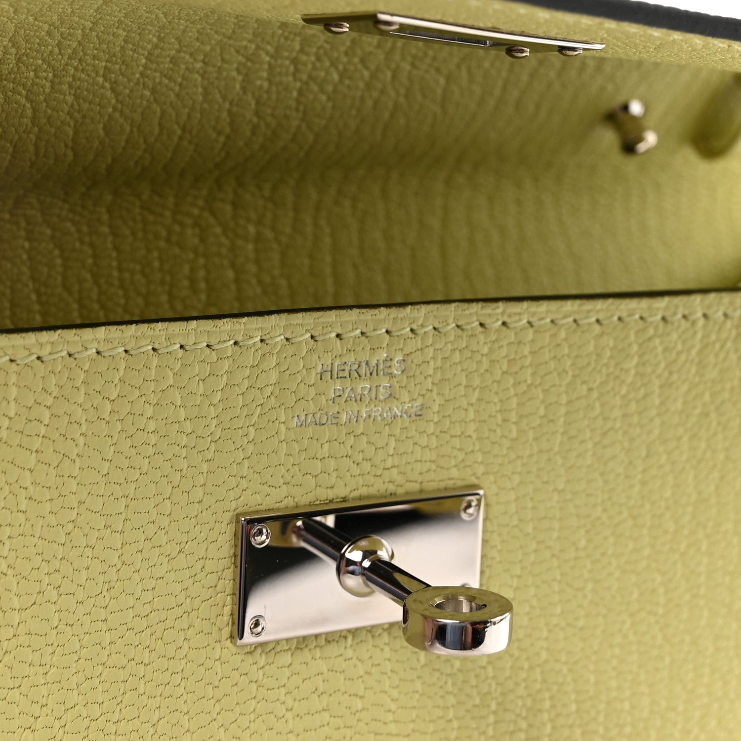 Chevre Mysore Kelly Wallet To Go Jaune Bourgeon