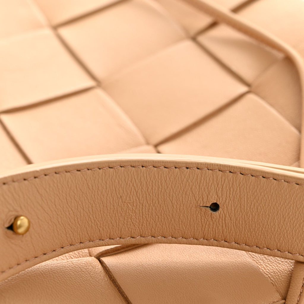Lambskin Maxi Intrecciato Cassette Messenger Almond