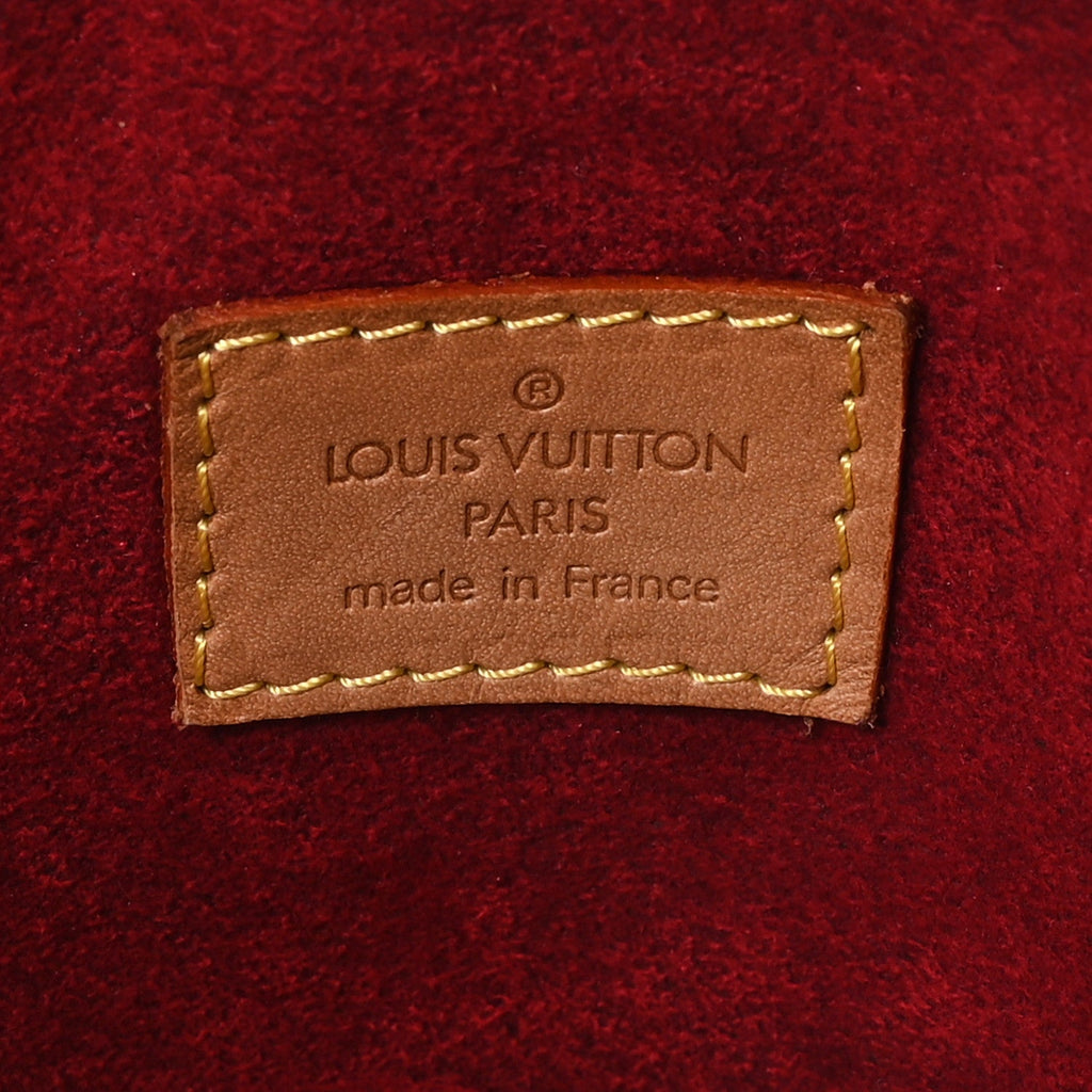 Monogram Excentri-Cite