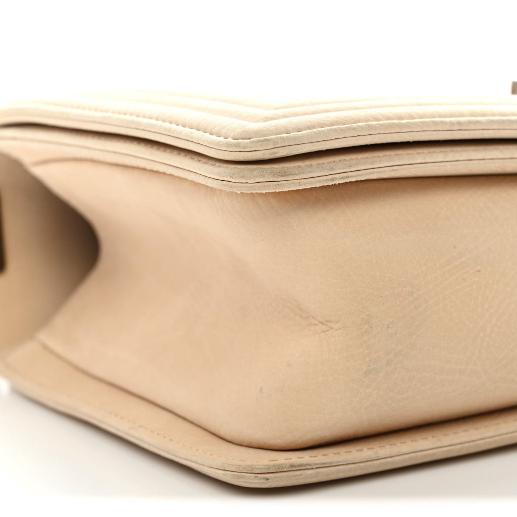 Nubuck Quilted Medium Boy Flap Beige