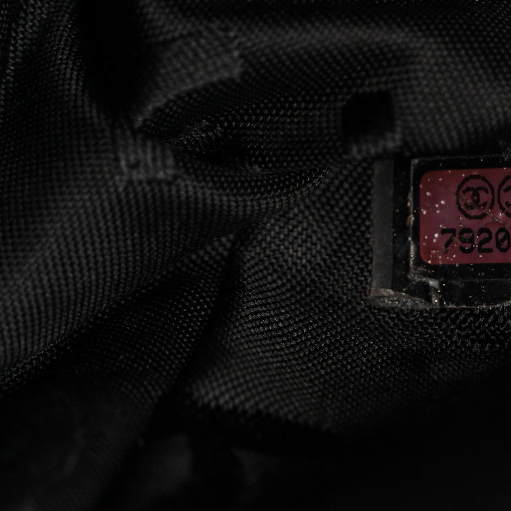Nylon Square Quilted Flap Black