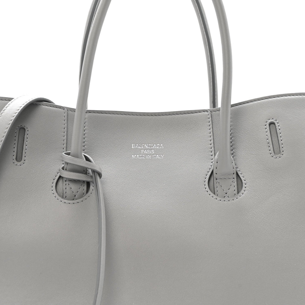 Smooth Calfskin Hampton Carry All Bag Grey