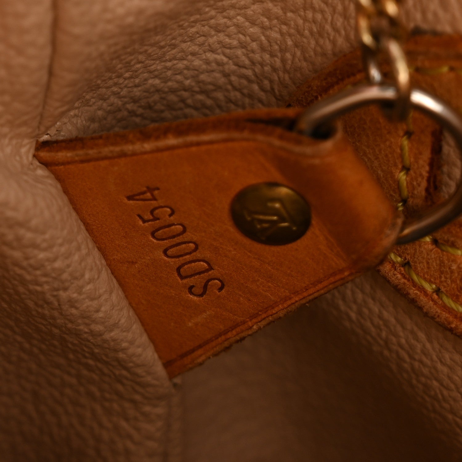 Monogram Petit Bucket 23