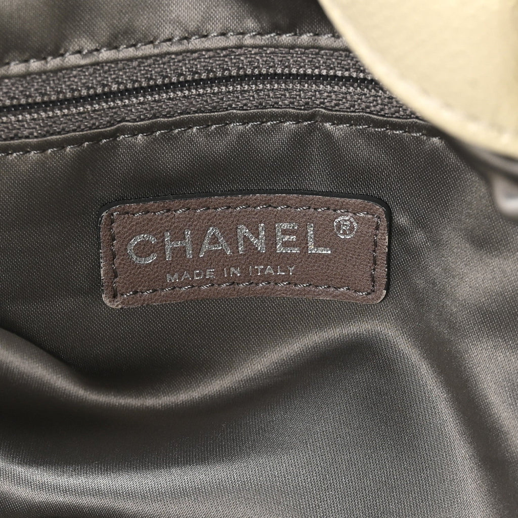 Glazed Caviar Reissue Double Pocket In the City Tote White