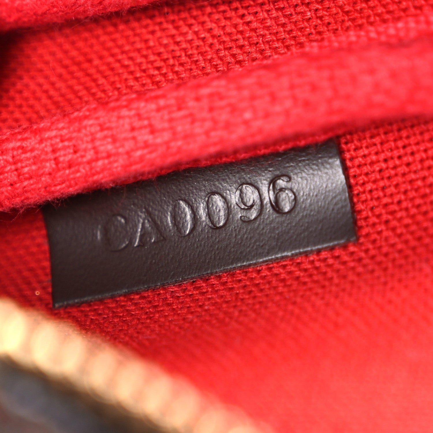 Damier Ebene Pochette Accessories