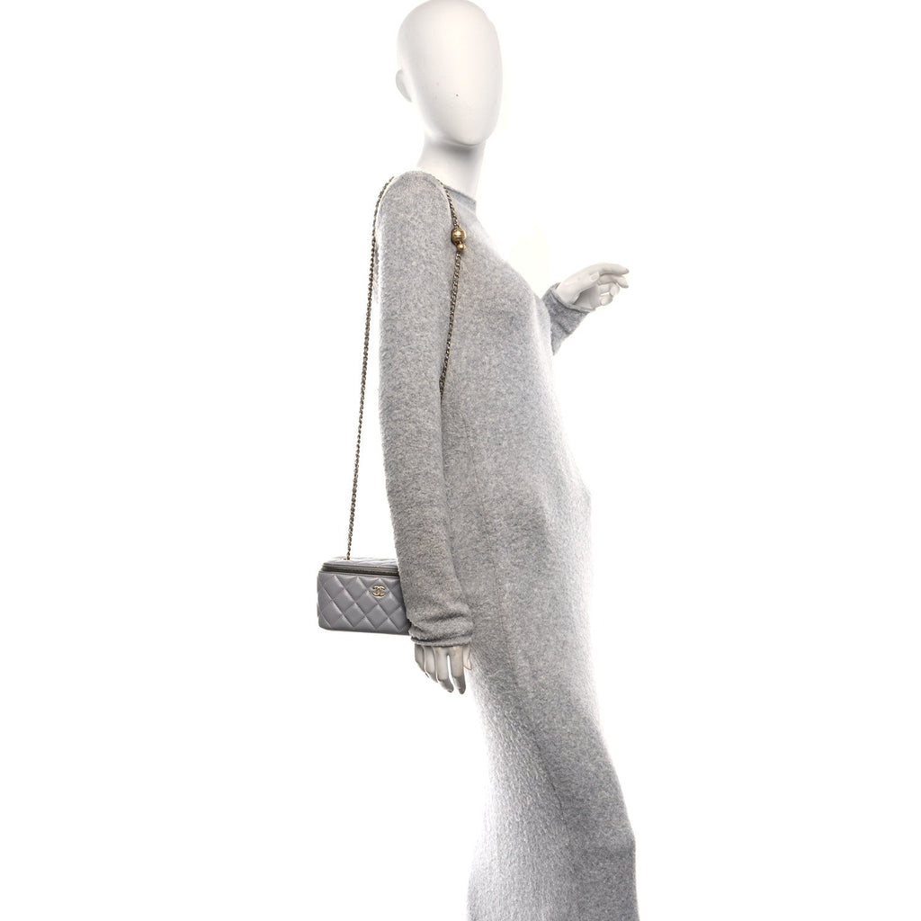 Lambskin Quilted Small Pearl Crush Vanity Case With Chain Grey