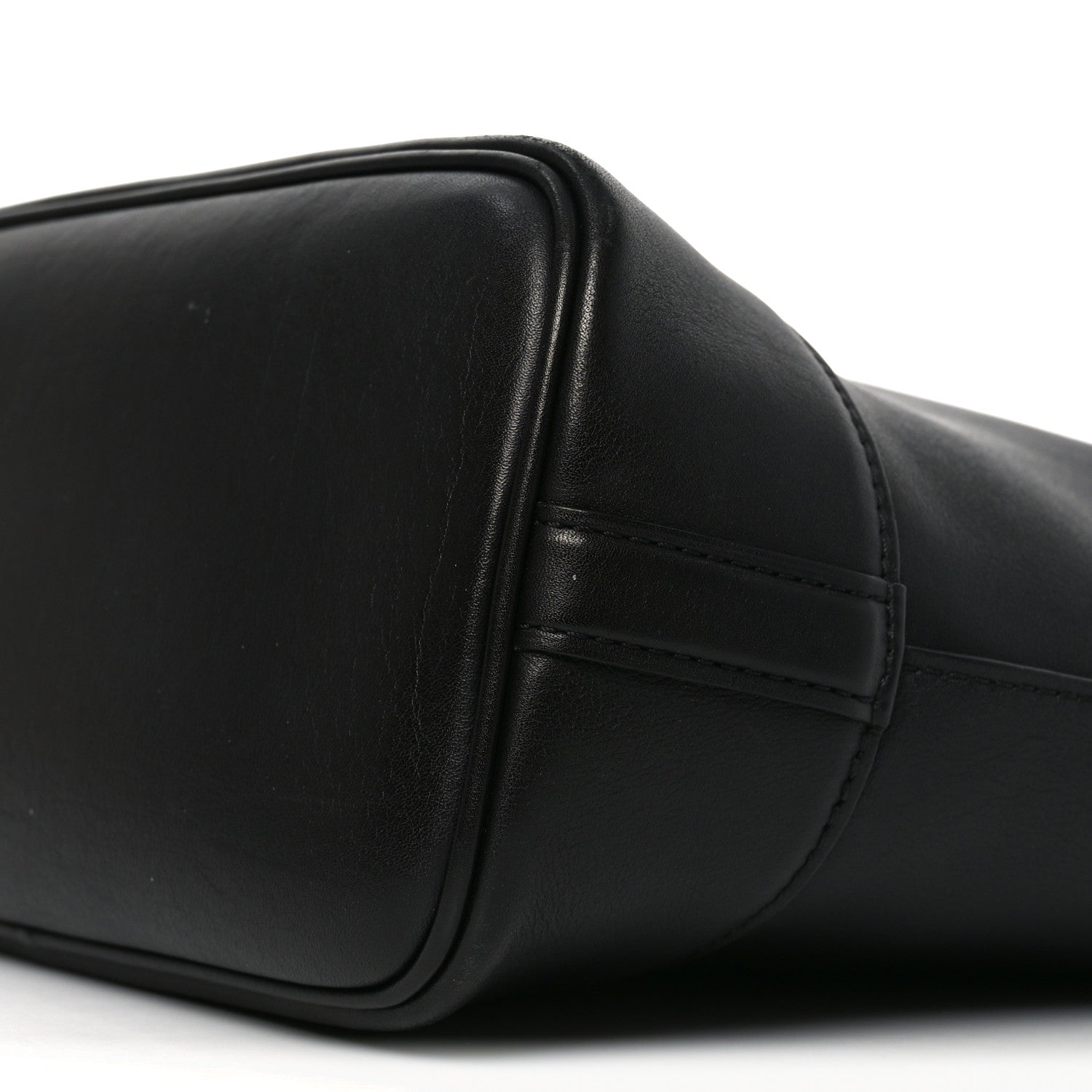 Smooth Calfskin NN14 Cuir Nuance GM Black