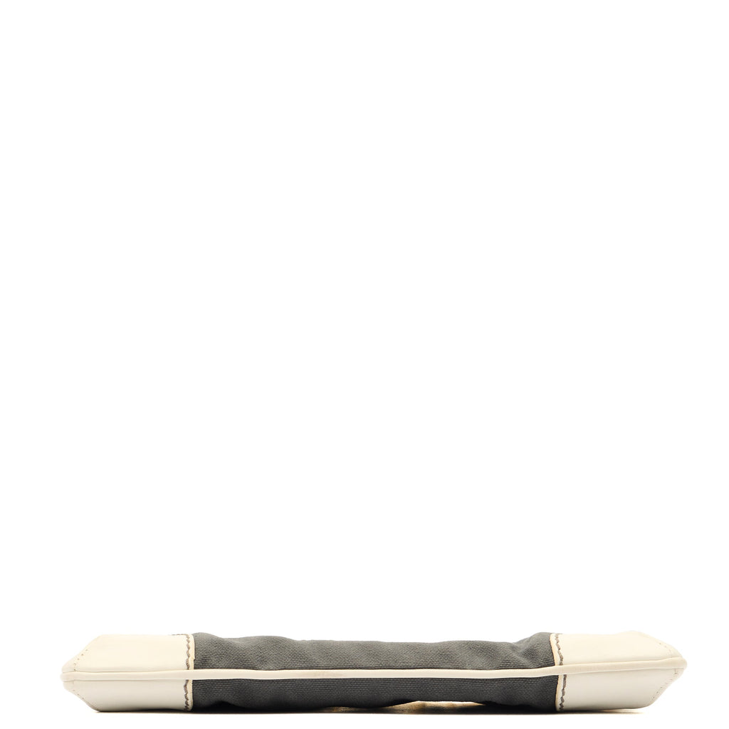 Chanel Shoulder Bag Vintage Shoulder Bag in Grey, Fabric