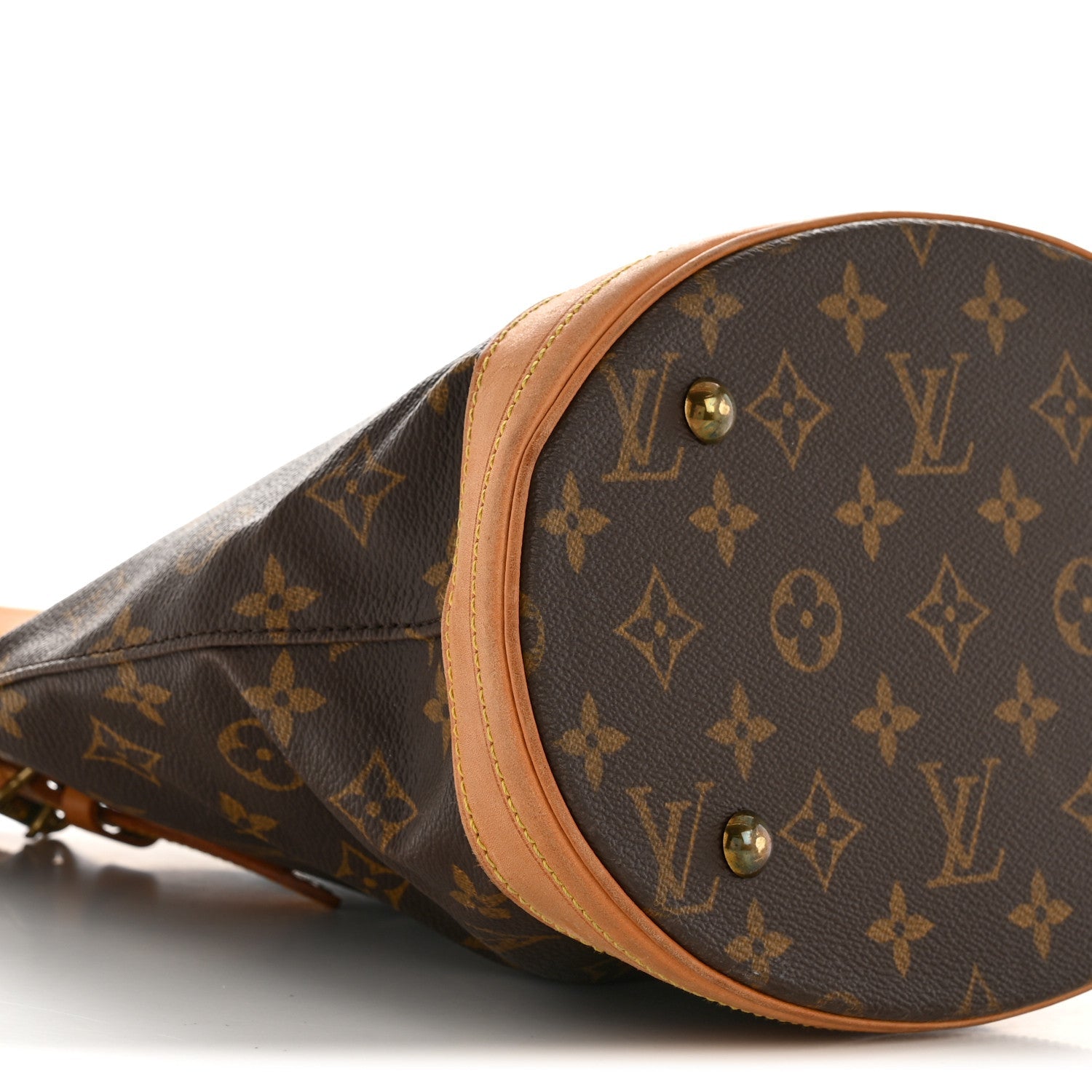Monogram Petit Bucket 23