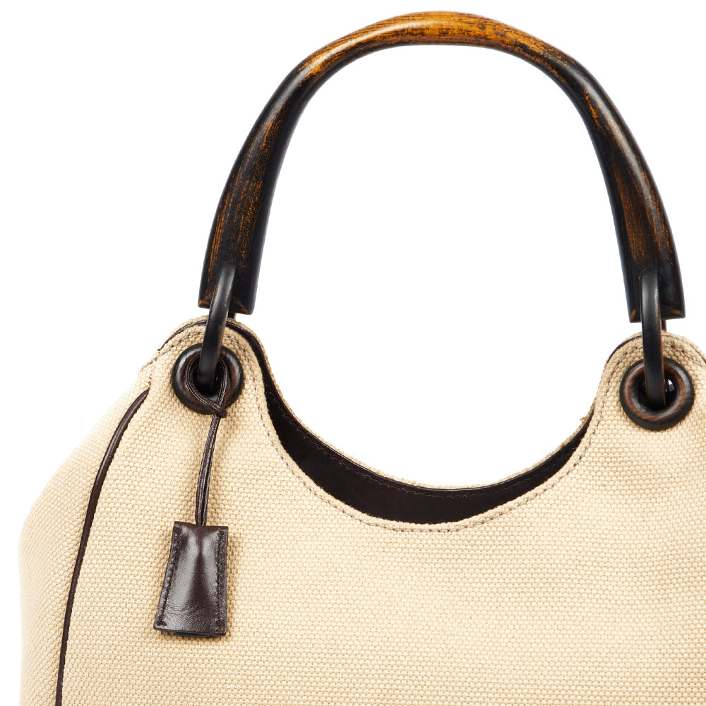 Gucci Shoulder Bag in Neutral, Fabric