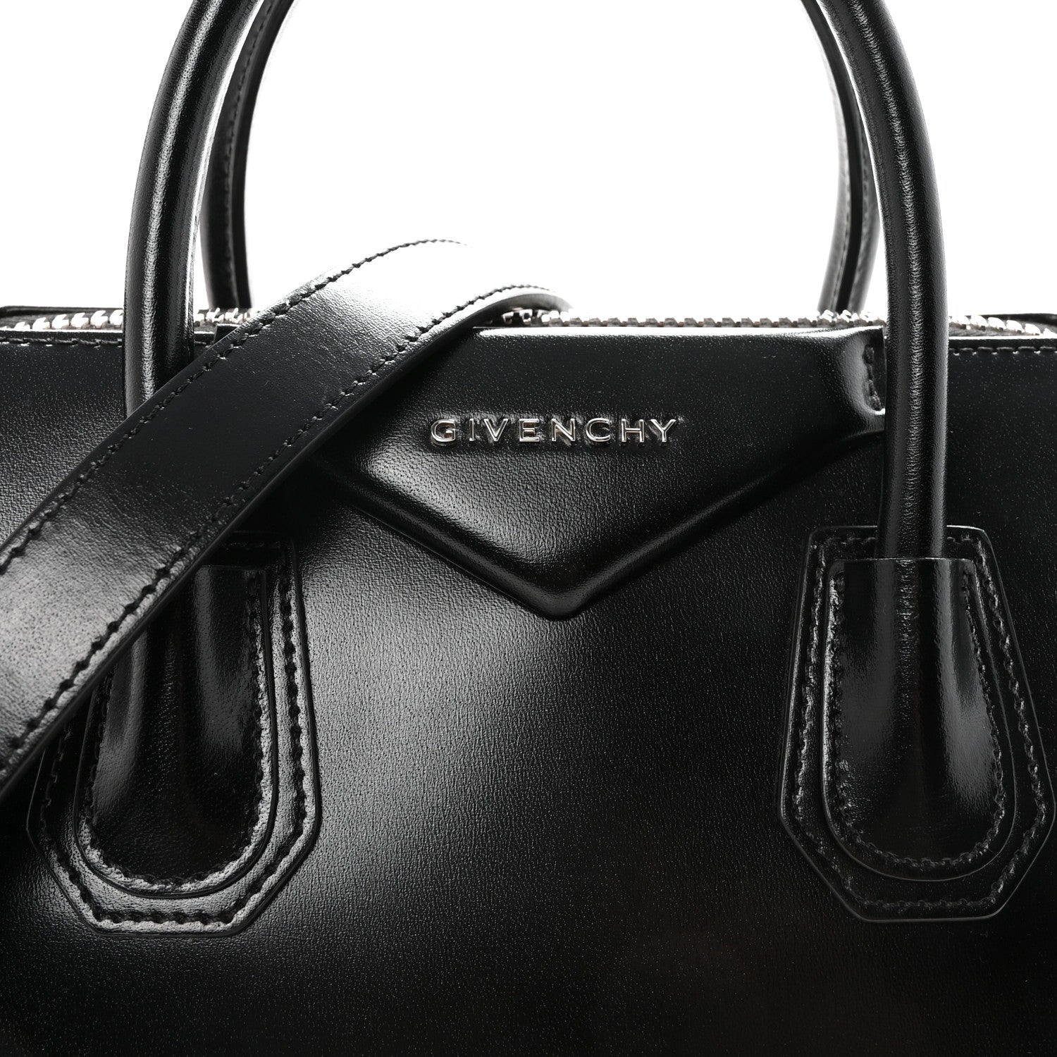 Shiny Lord Calfskin Small Antigona Black