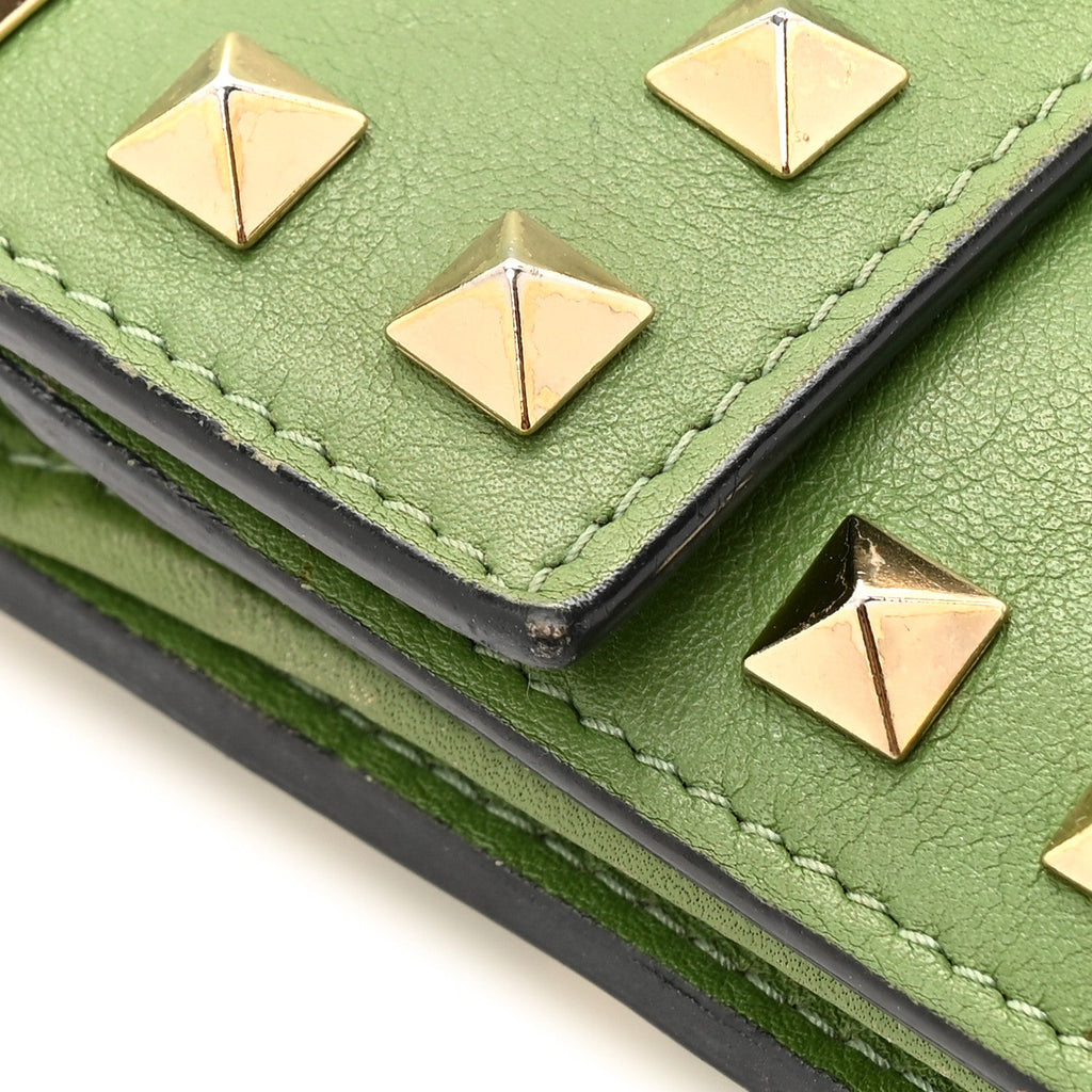 Calfskin Rockstud Wristlet Travel Wallet Green