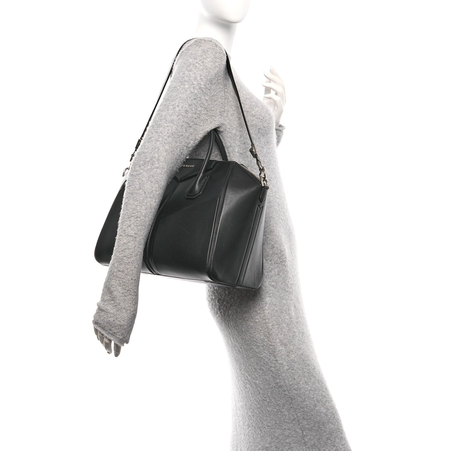 Calfskin 3D Medium Antigona Black