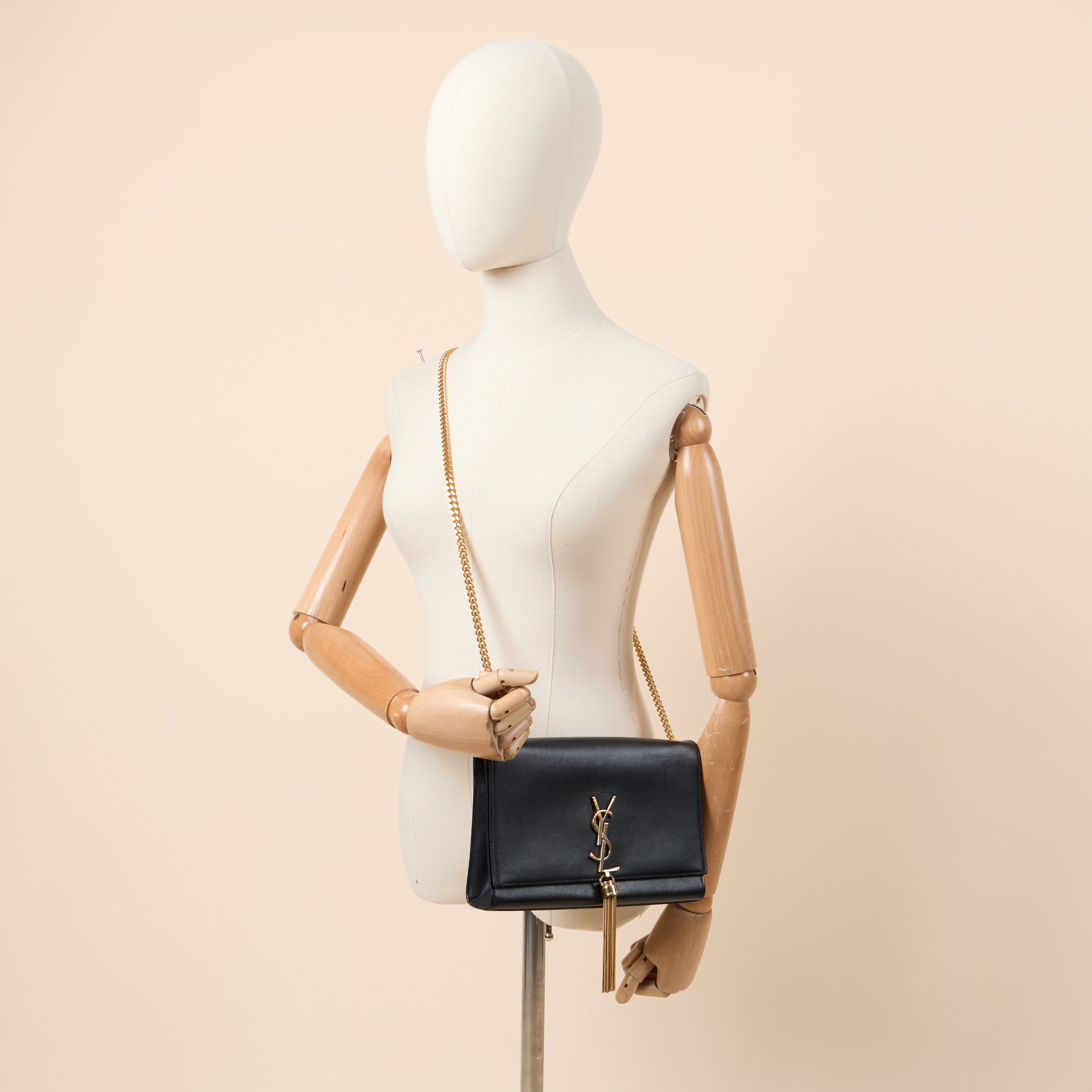 Saint Laurent Cross Body Kate Medium Tassle in Black, Calfskin Leather