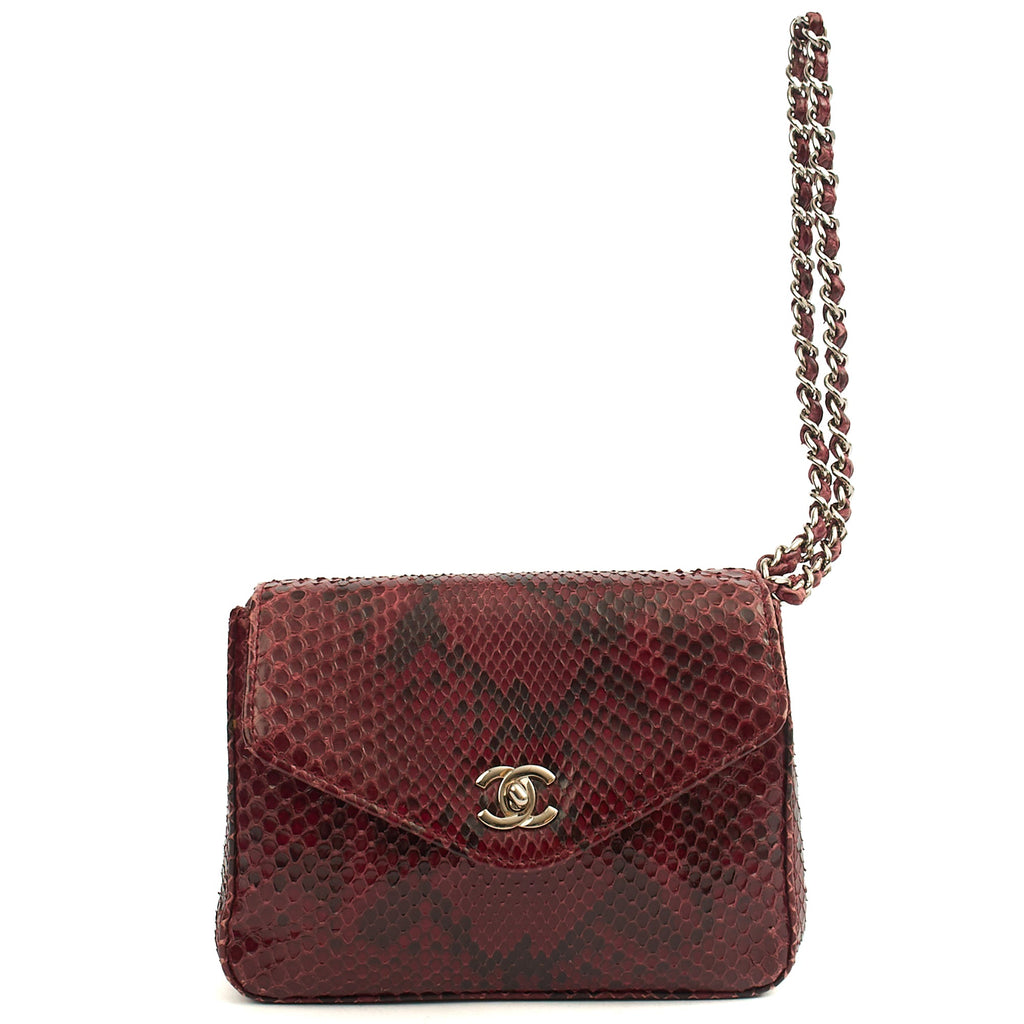 Chanel Clutch Clutch in Red, Python Leather