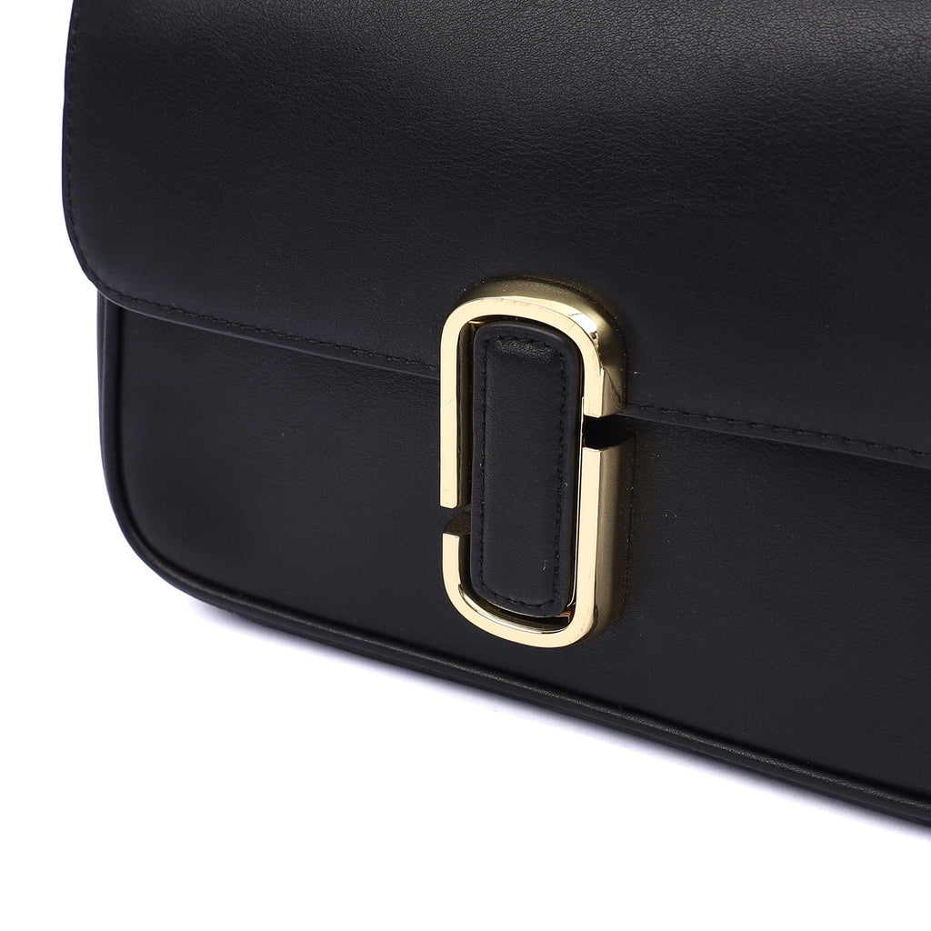 Marc Jacobs Shoulder Bag The J Shoulder Bag in Black, Leather