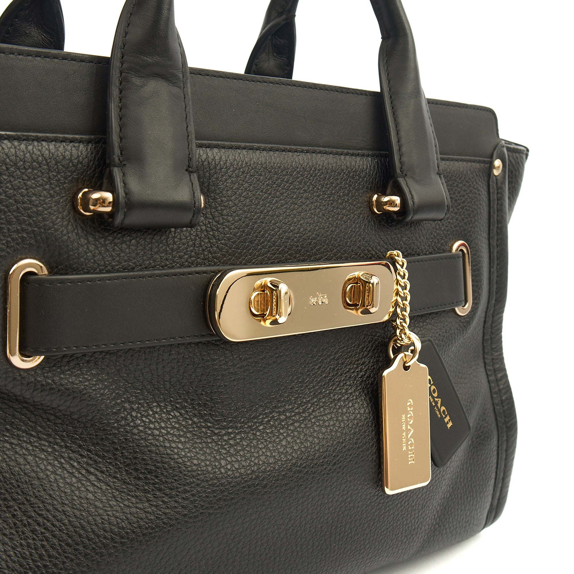 Coach Tote Swagger in Black, Leather