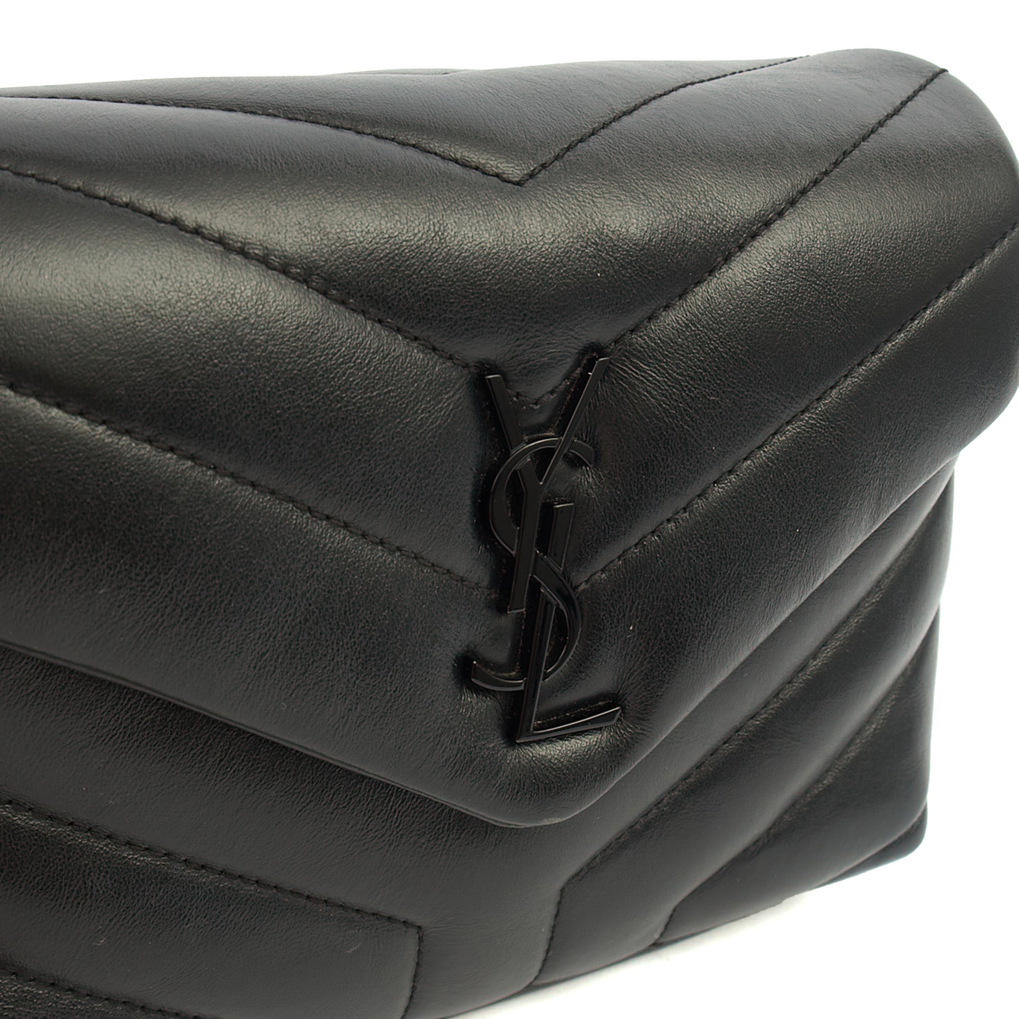 Saint Laurent Mini Bag LouLou - Toy in Black, Leather