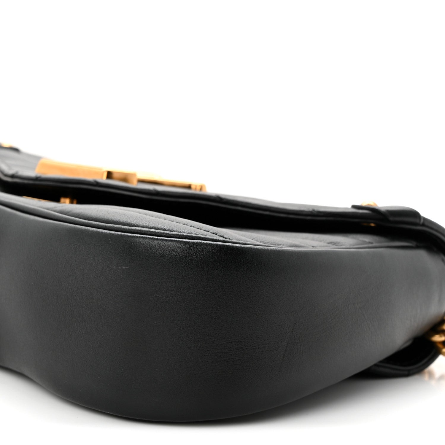 Calfskin New Wave Chain PM Black