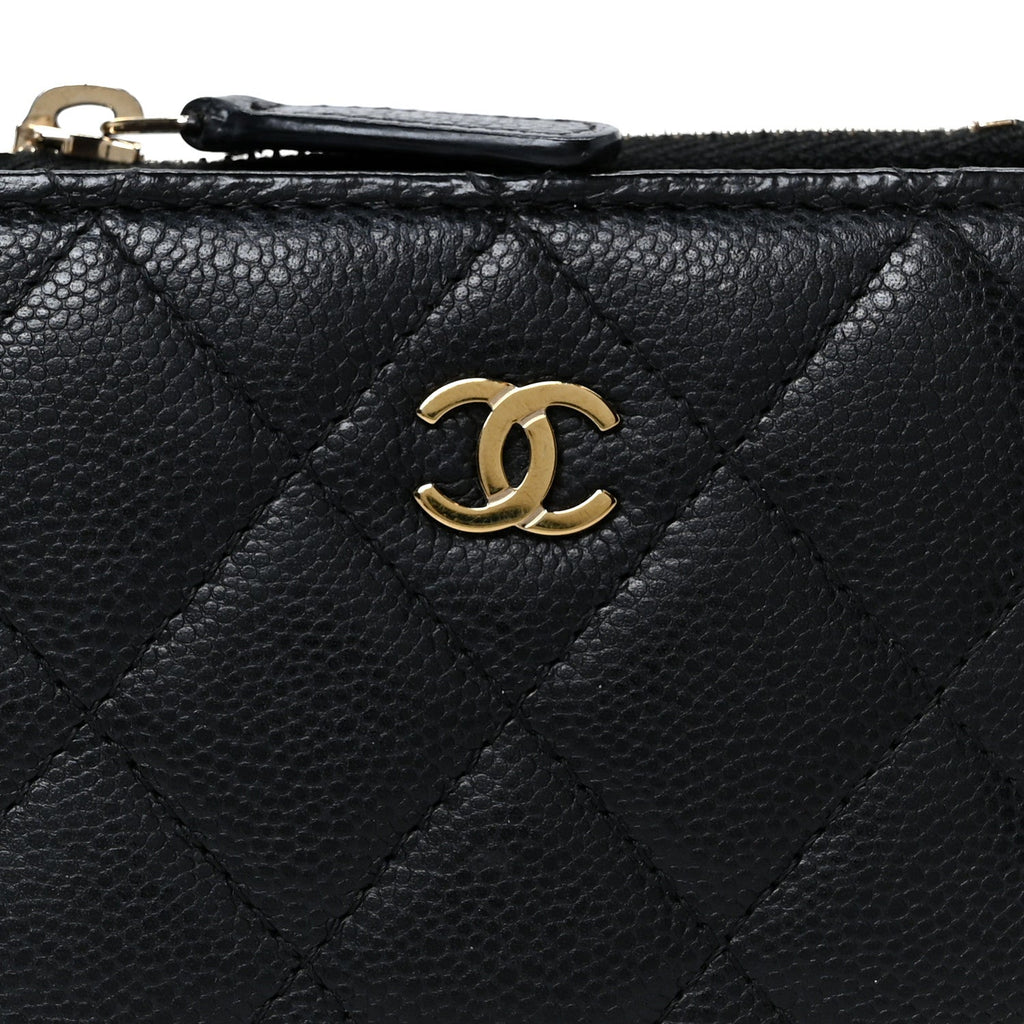 Caviar Quilted CC Zip Compact Wallet Black