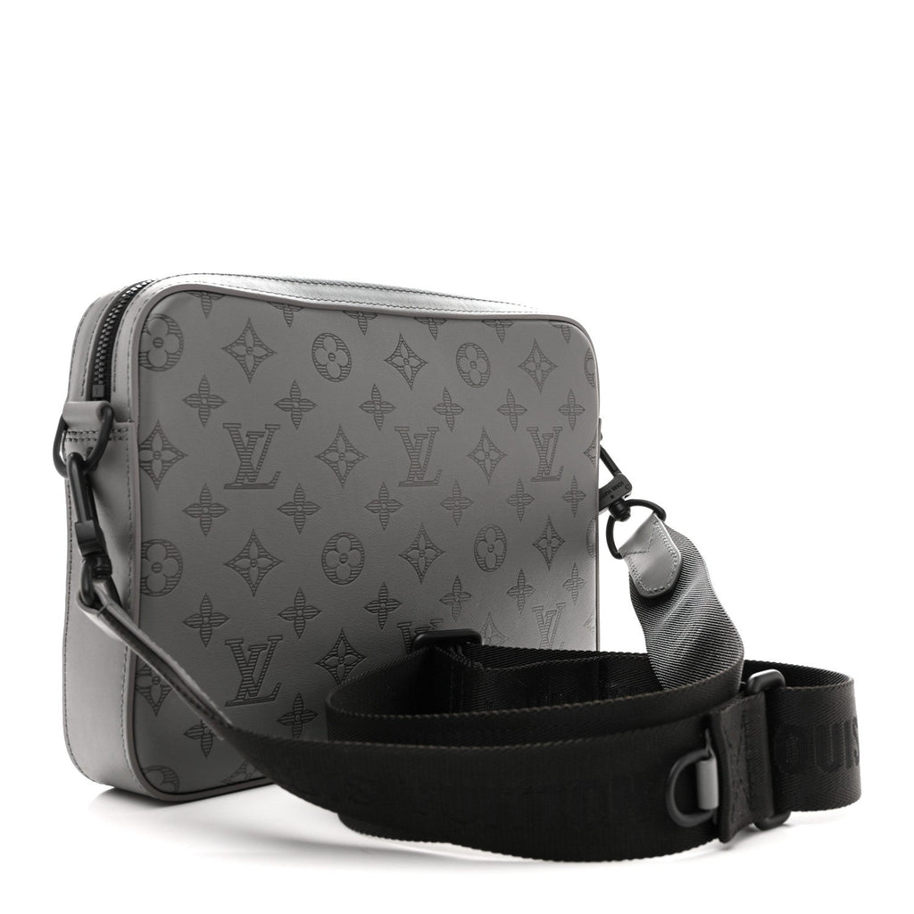 Calfskin Monogram Shadow Trio Messenger Anthracite Gray