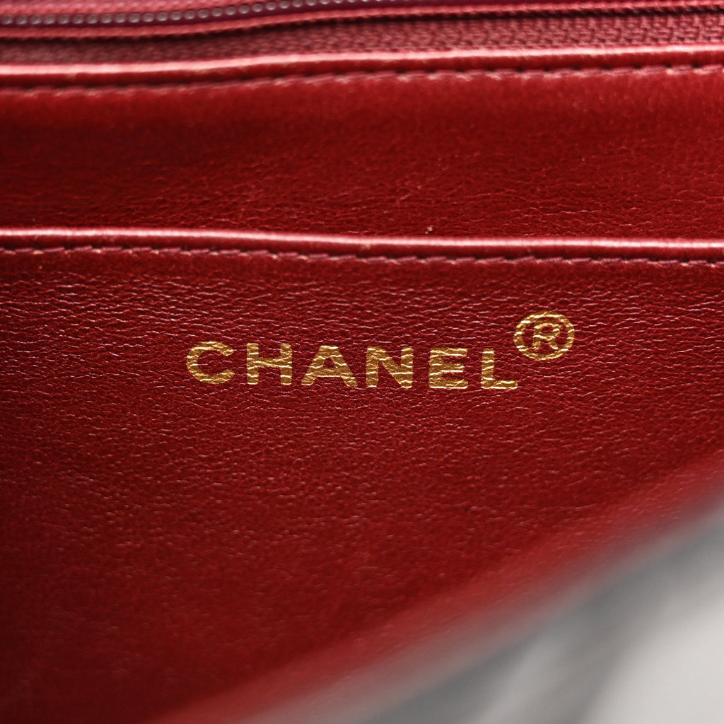 Lambskin Quilted Medium Single Flap Black