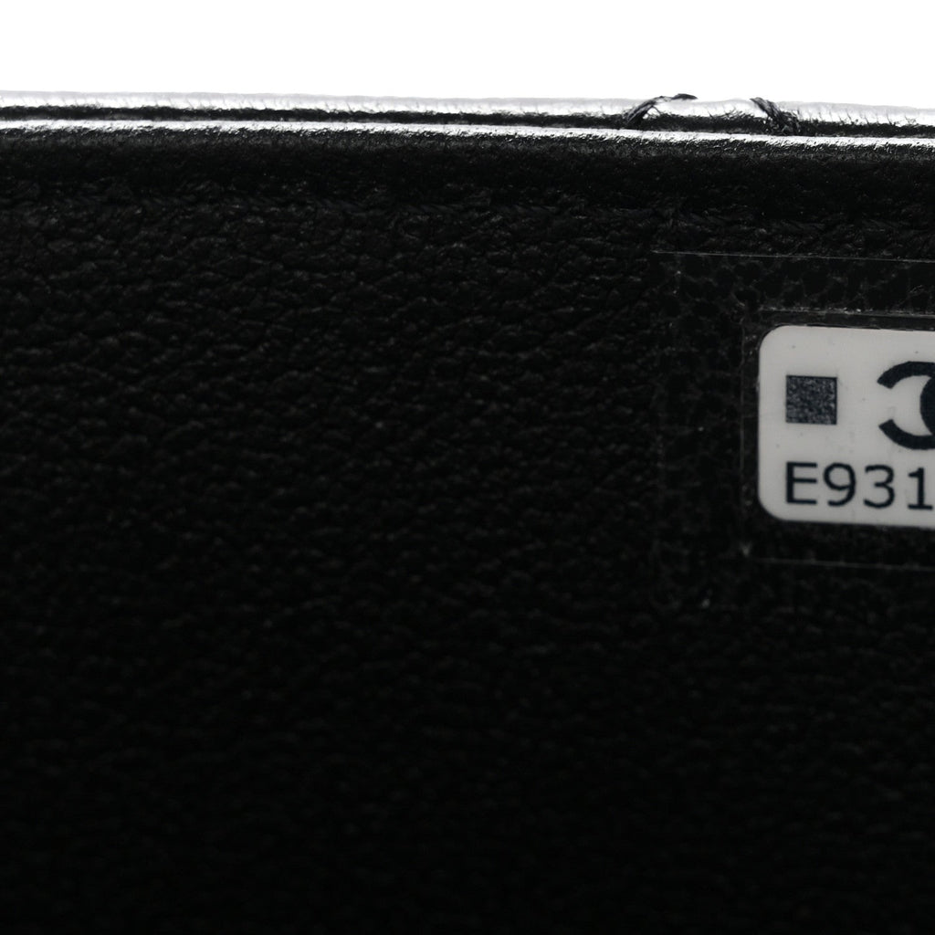 Lambskin Quilted Rectangular Phone Holder Clutch With Chain Black