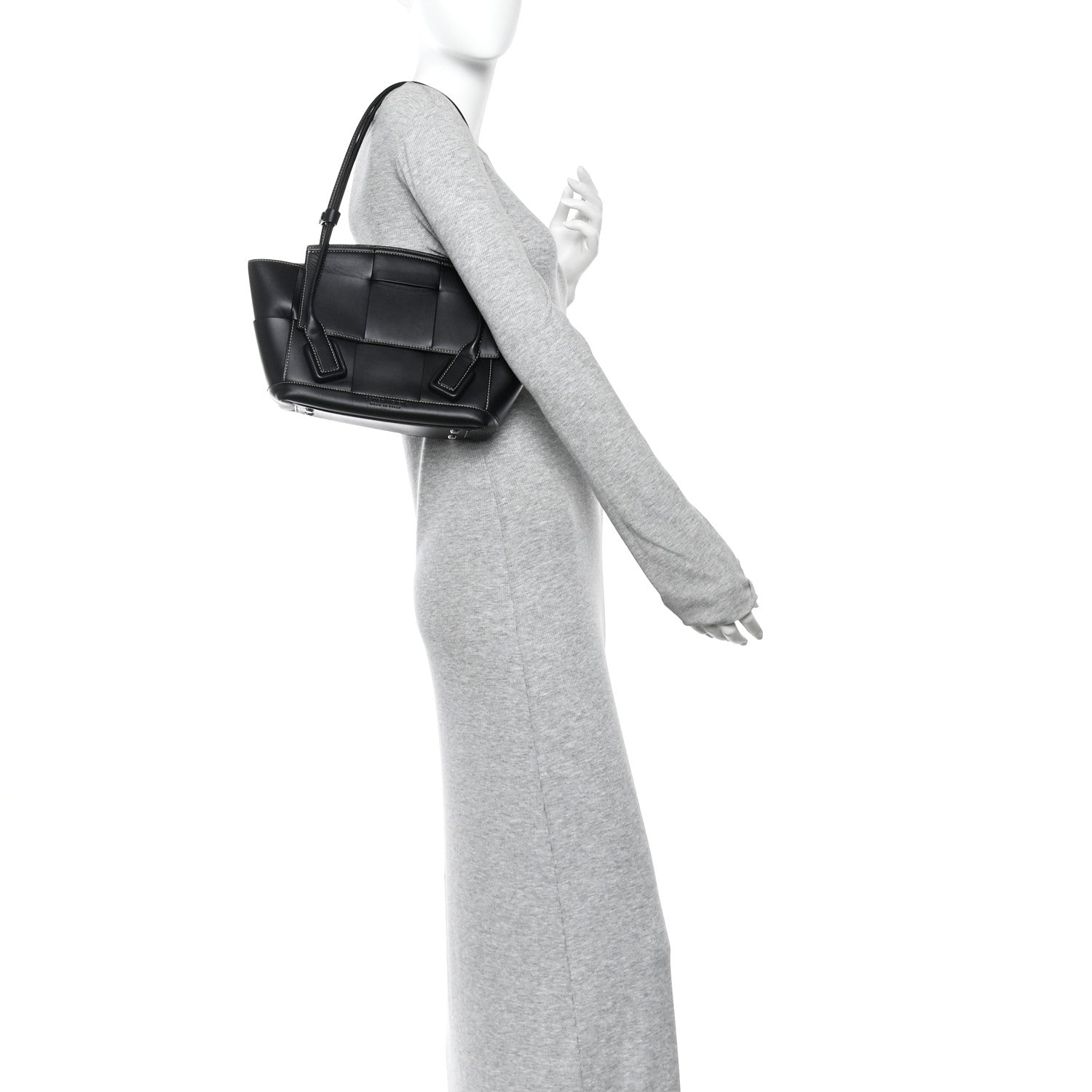 French Calfskin Maxi Intrecciato Arco 33 Black