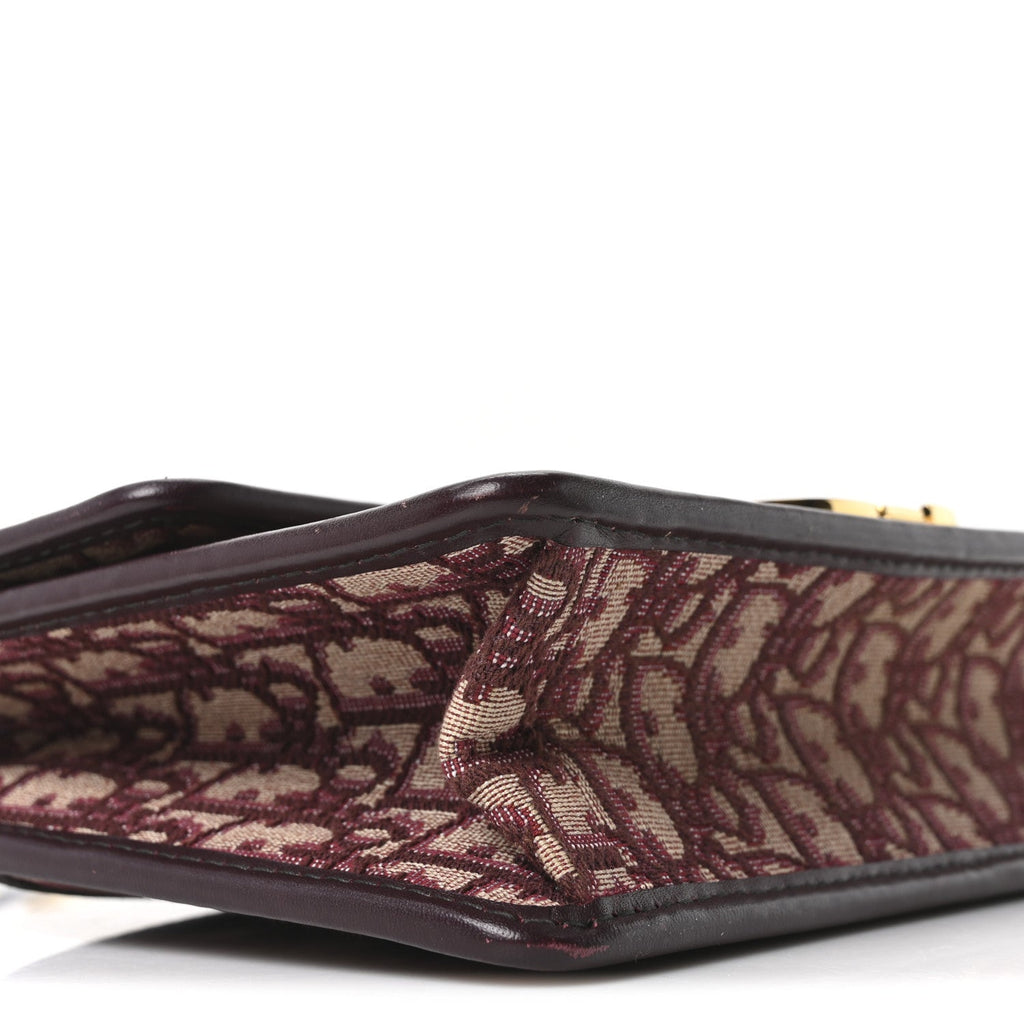 Oblique 30 Montaigne Flap Bag Burgundy
