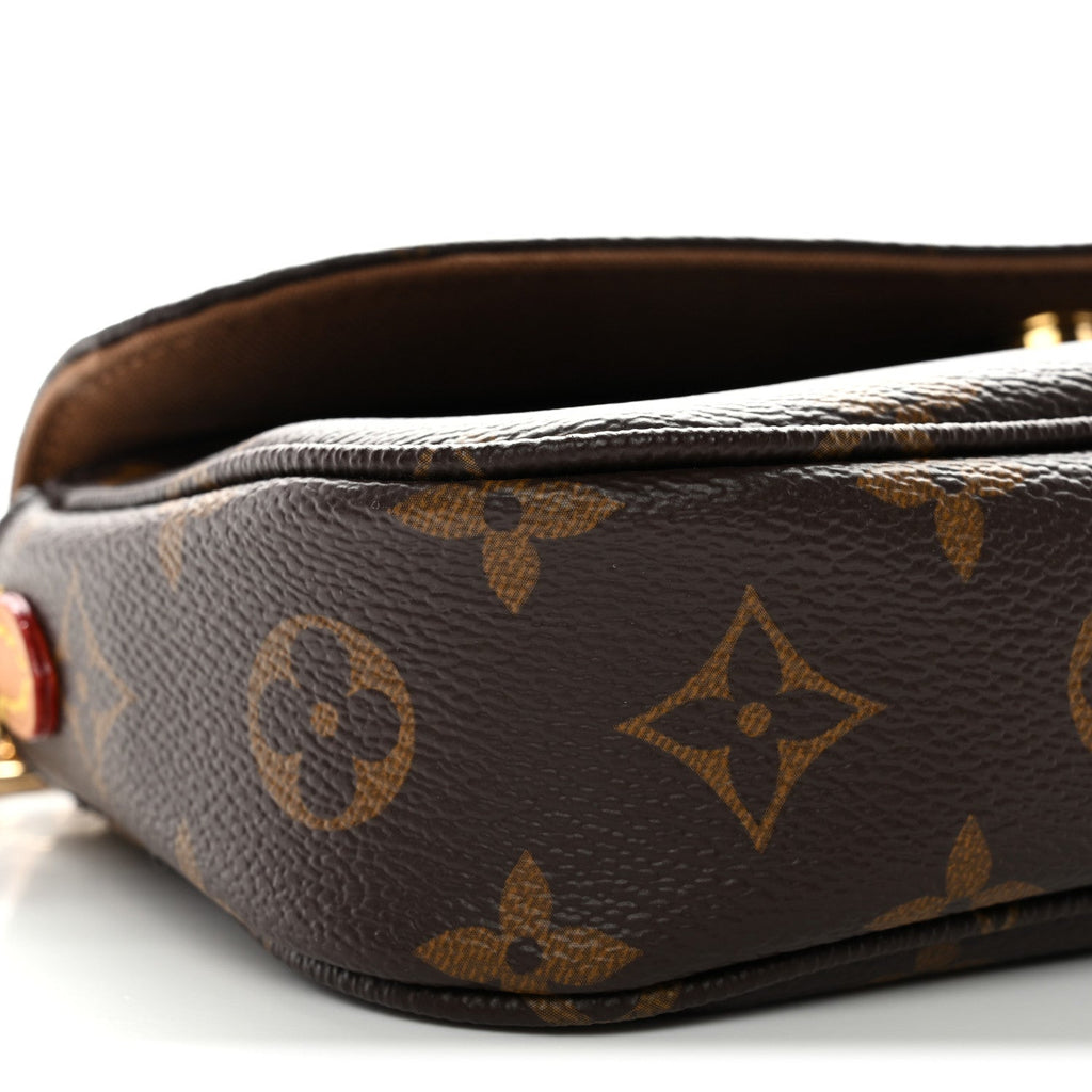 Monogram Ivy Wallet On Chain