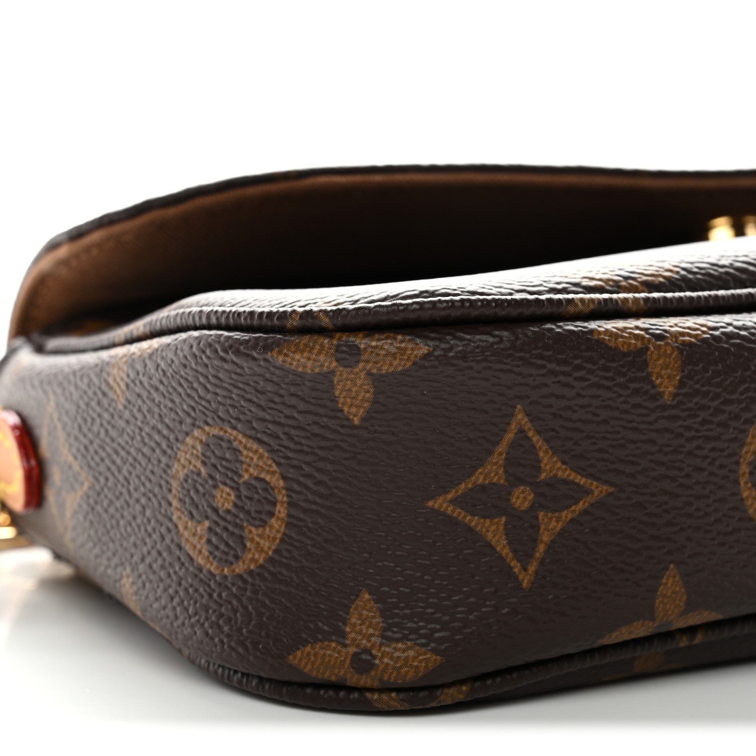 Monogram Ivy Wallet On Chain