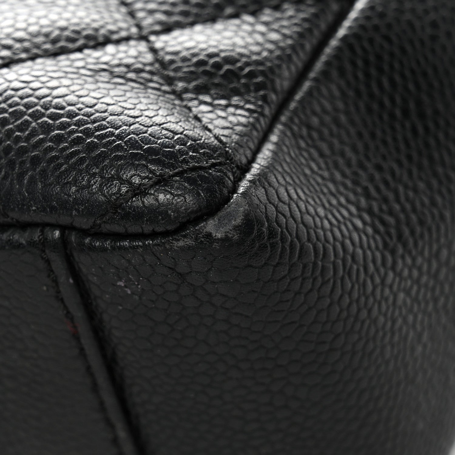 Caviar Quilted Petit Shopping Tote PST Black