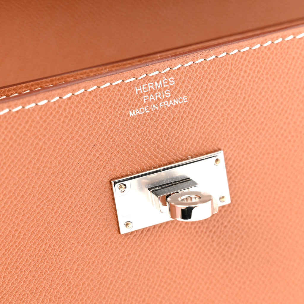 Madame Calfskin Kelly Pocket Long Wallet Gold