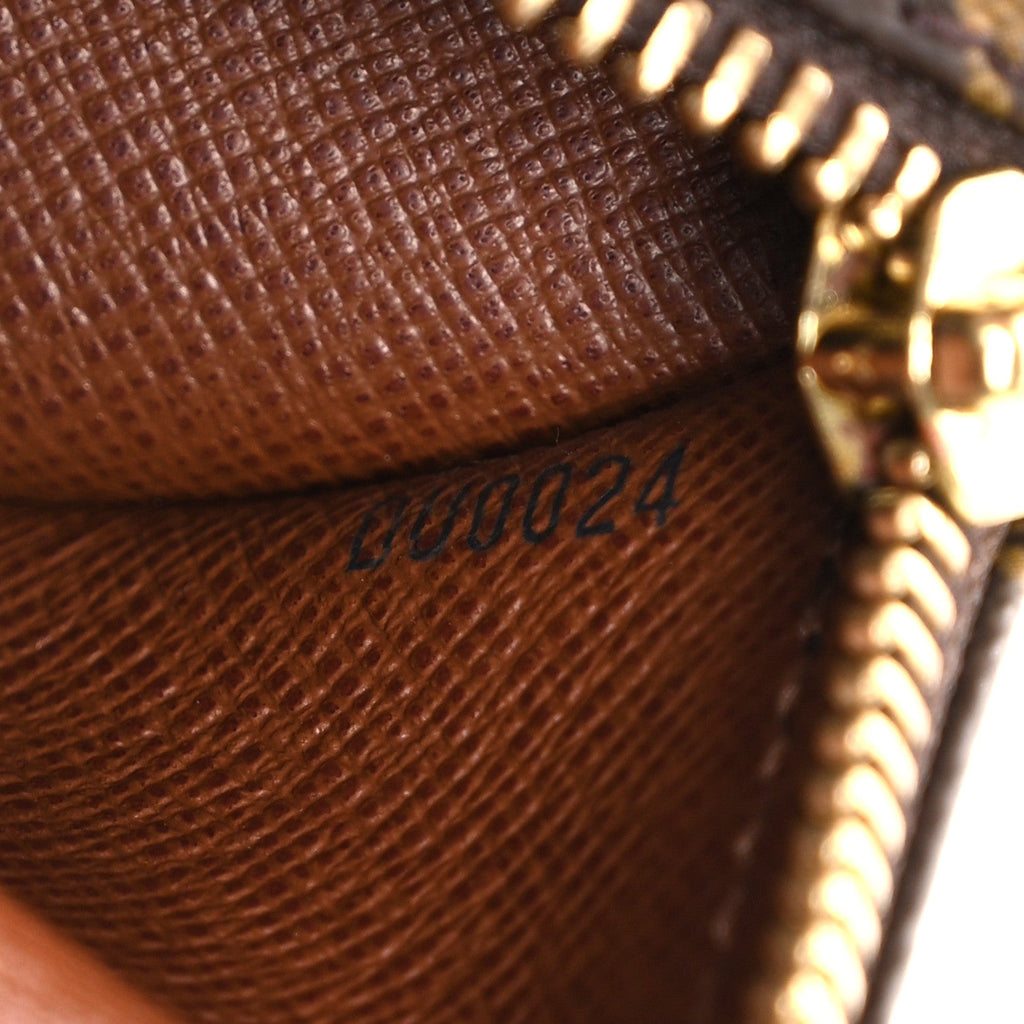 Monogram Papillon 26
