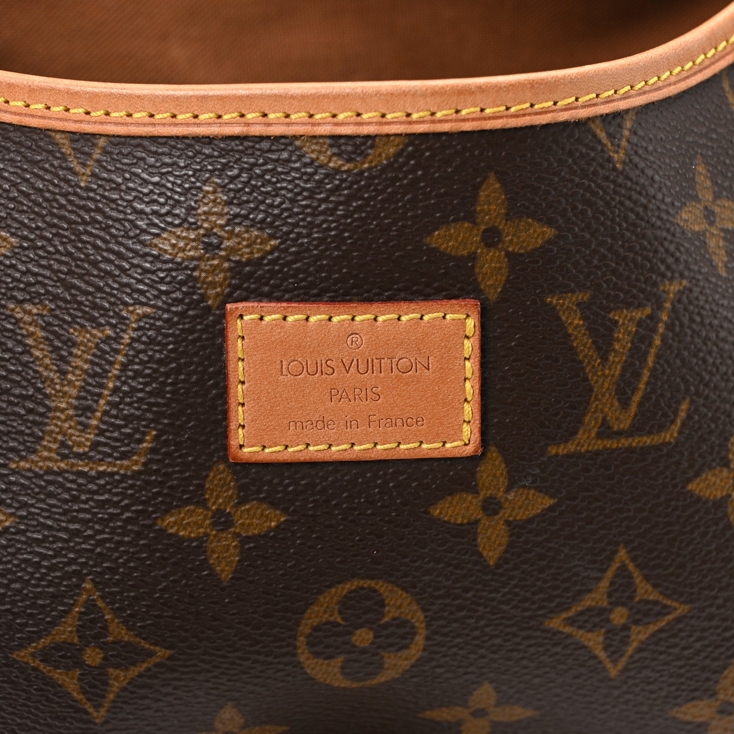 Monogram Saumur 35