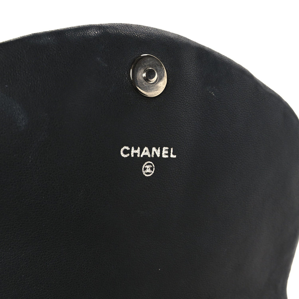 Lambskin Half Moon Wallet On Chain WOC Black