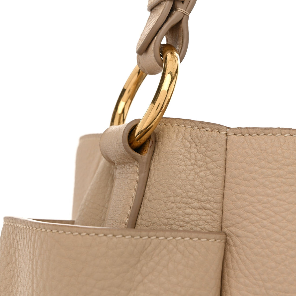 Vitello Daino Side Pocket Hobo Sabbia