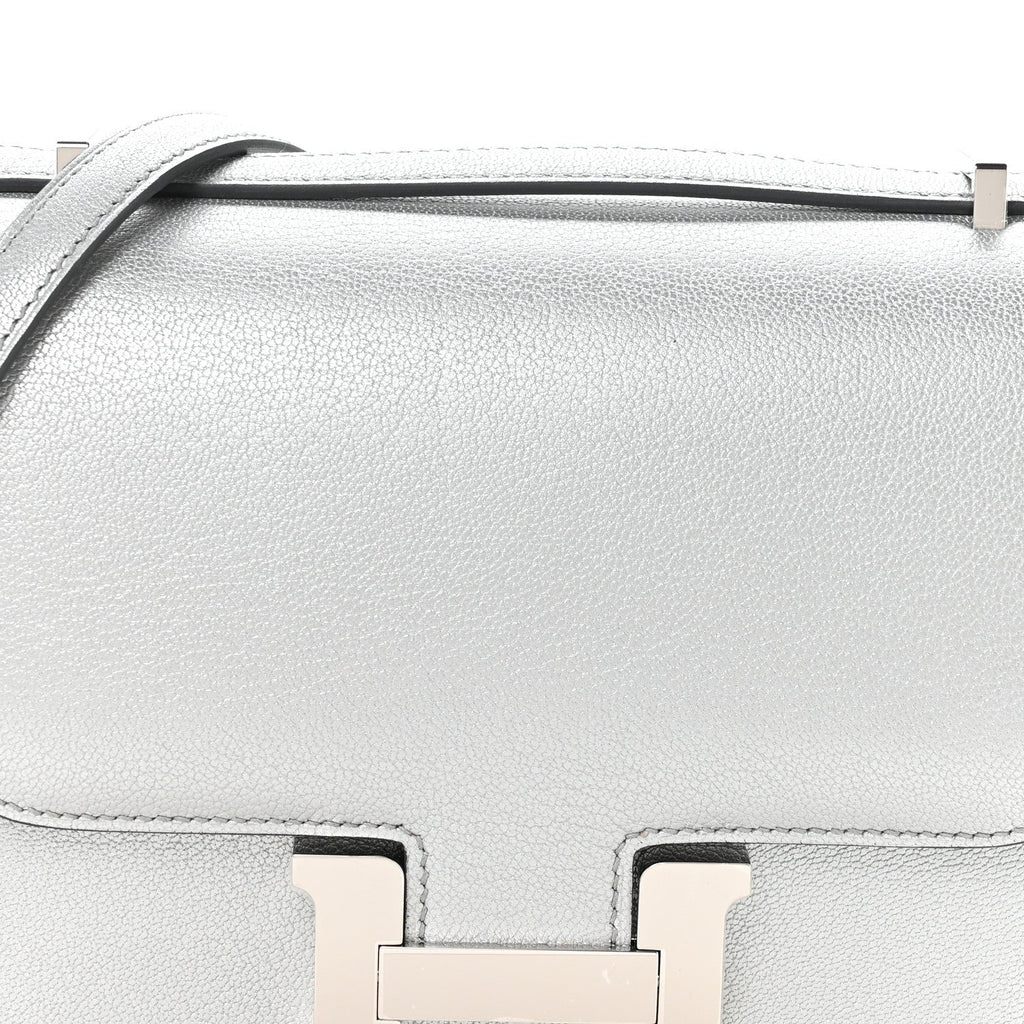 Metallic Chevre Chamkilight Constance 18 Argent