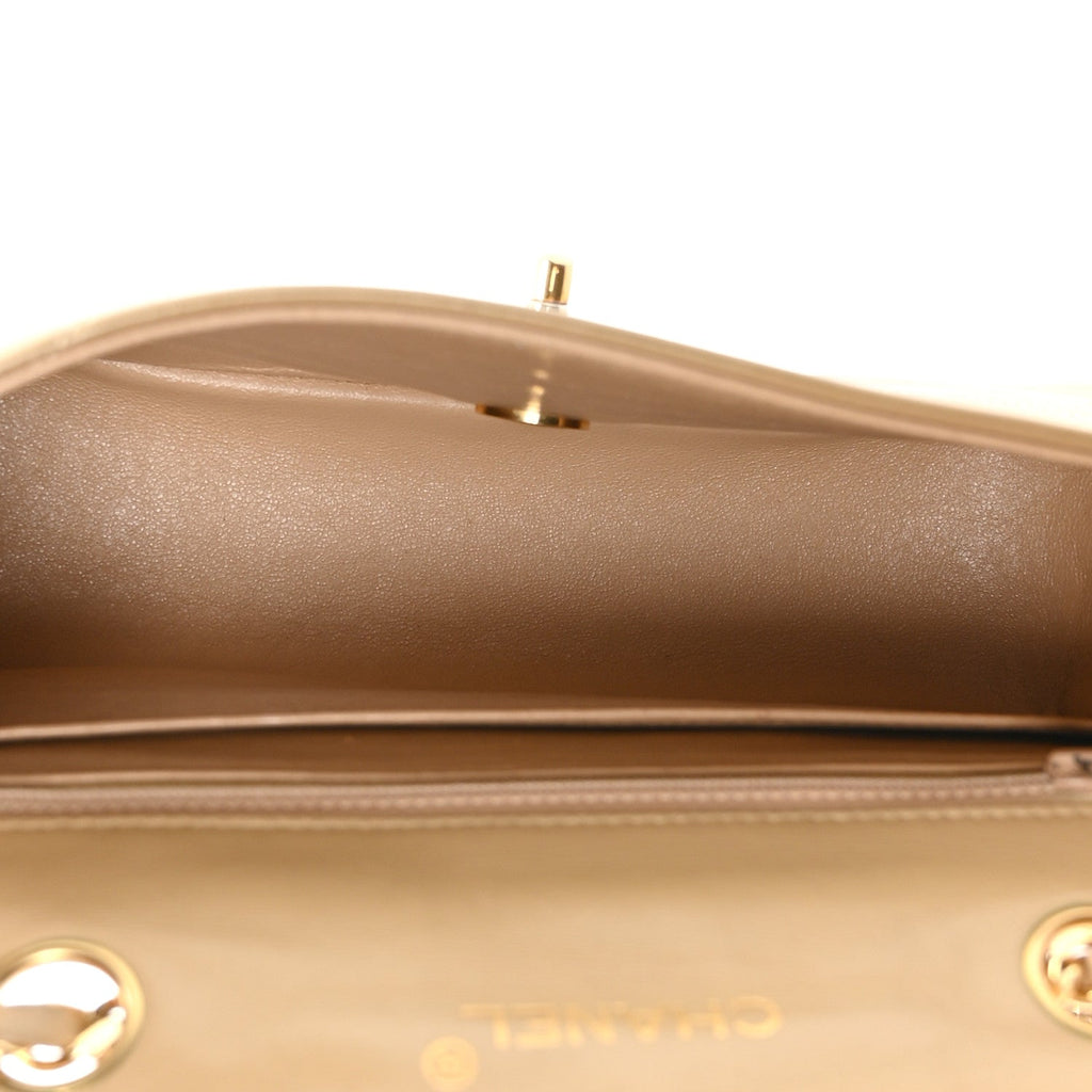 Lambskin Ribbon Stitched Flap Beige